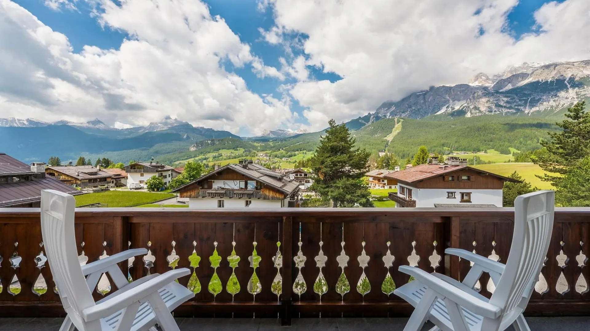 Апартаменты Chalet Belvedere - Dolomiti Skyline Кортина-д'Ампеццо